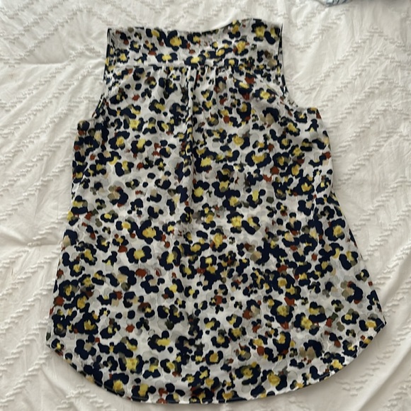 Floral print blouse from the Cabi collection, Size L - Picture 3 of 4